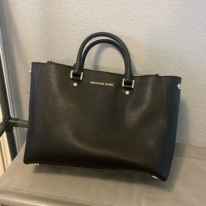 Michael Kors black bag